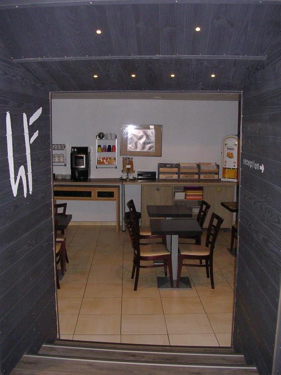 Hotel Akena Hf ليموج المظهر الخارجي الصورة